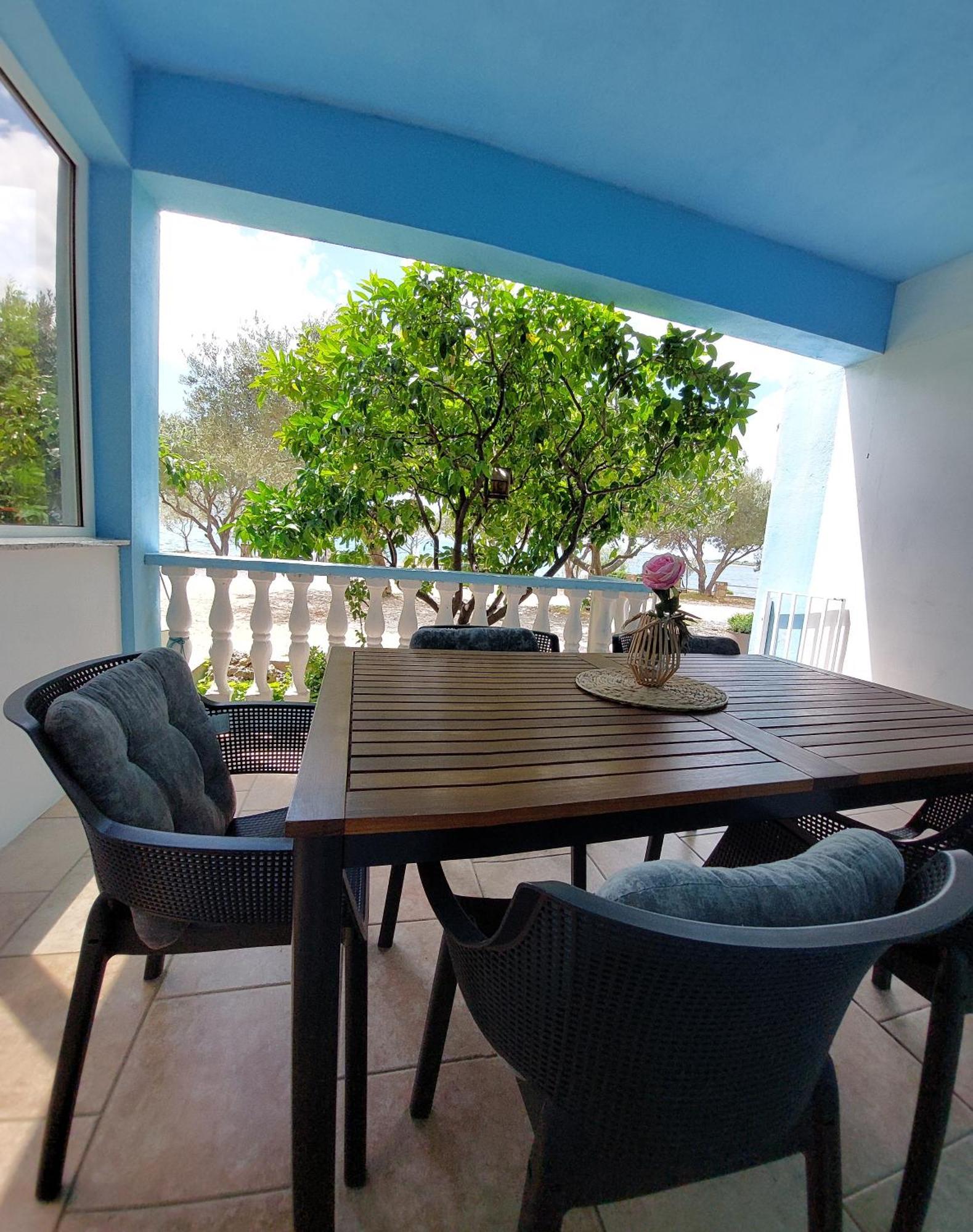 Apartman Lucija Seline Exterior foto